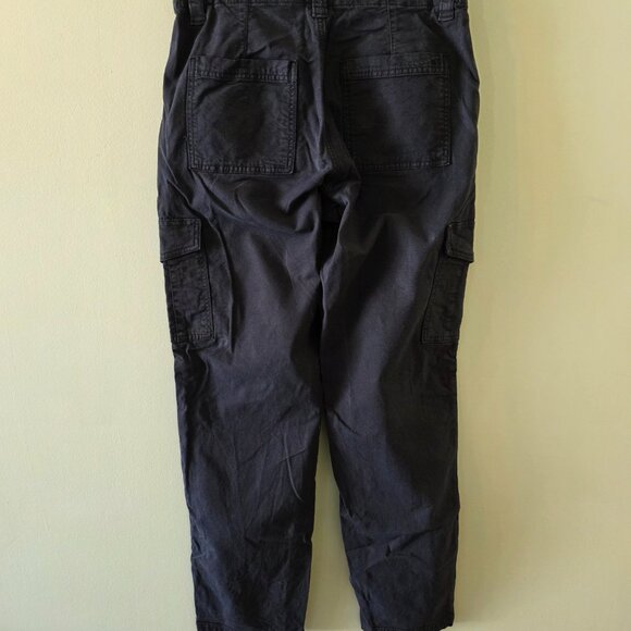 American Eagle Stretch Cargo Pants, Size 6, Like New - Picture 6 of 8